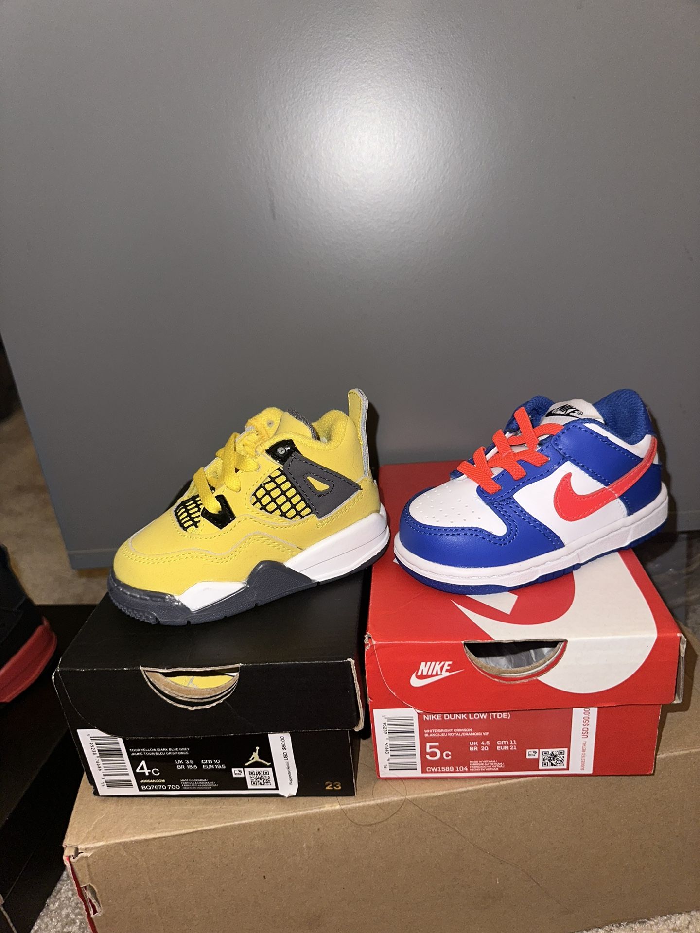 Toddler Jordan Retros / Dunks