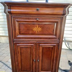 Wine / Liquor Bar
