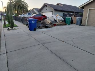 Bobcat Dump Trailer stuff