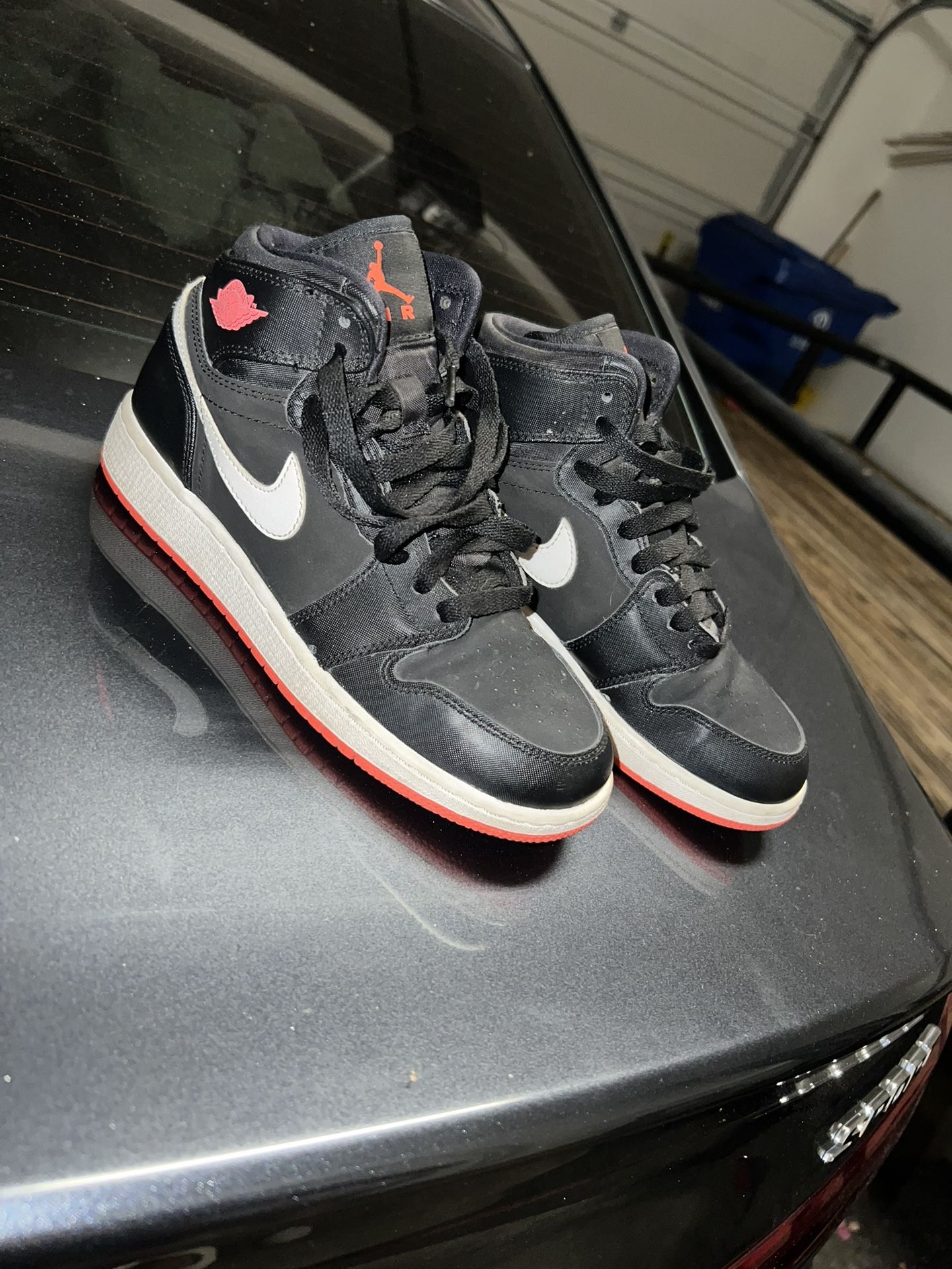 Jordan Retro 1 High GG Hot Black Lava