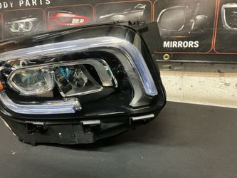 MERCEDES BENZ GLB250/200 RH HEADLIGHT 2020-2023 OEM
