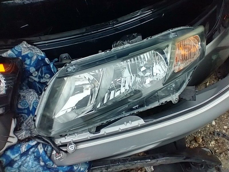 Honda Civic Driver Side Headlight 2012 OEM Part