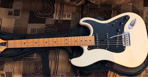 Vintage Peavy guitar and amp