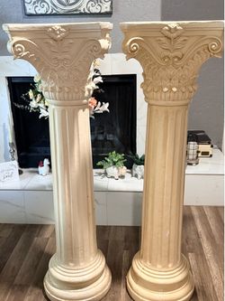 Two  Corinthian Column Indoor Outdoor Display Pedestal - Statement Decor - Columns Made of Resin - Stand Pedestals - Decorative Roman Statue f