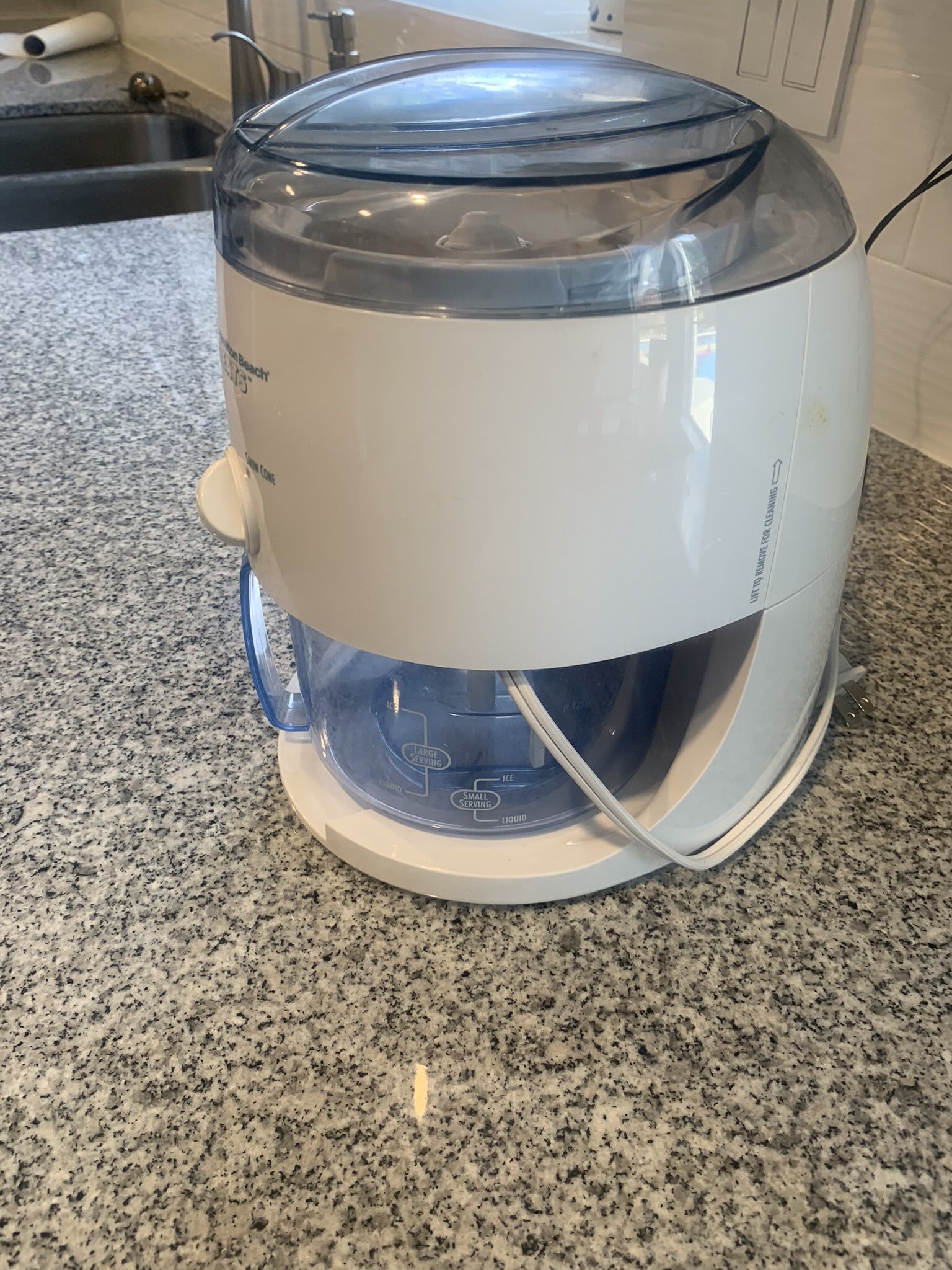 Hamilton Beach 68050 Icy Treats Maker, ice Shaver and Crusher, Snow