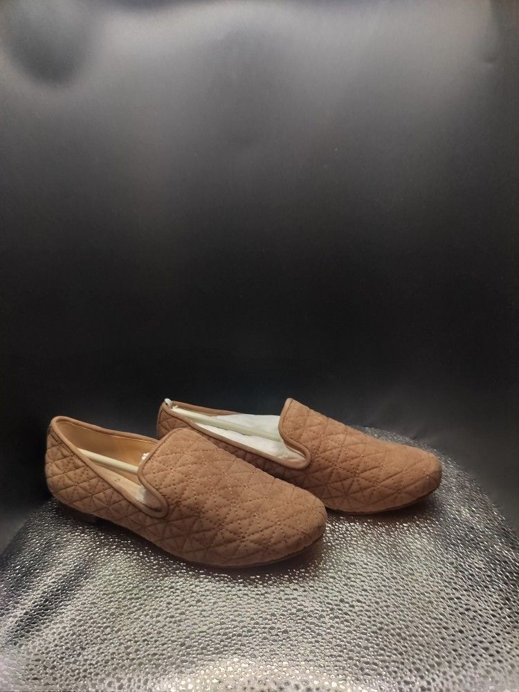 Vince Camuto Flats Size 6