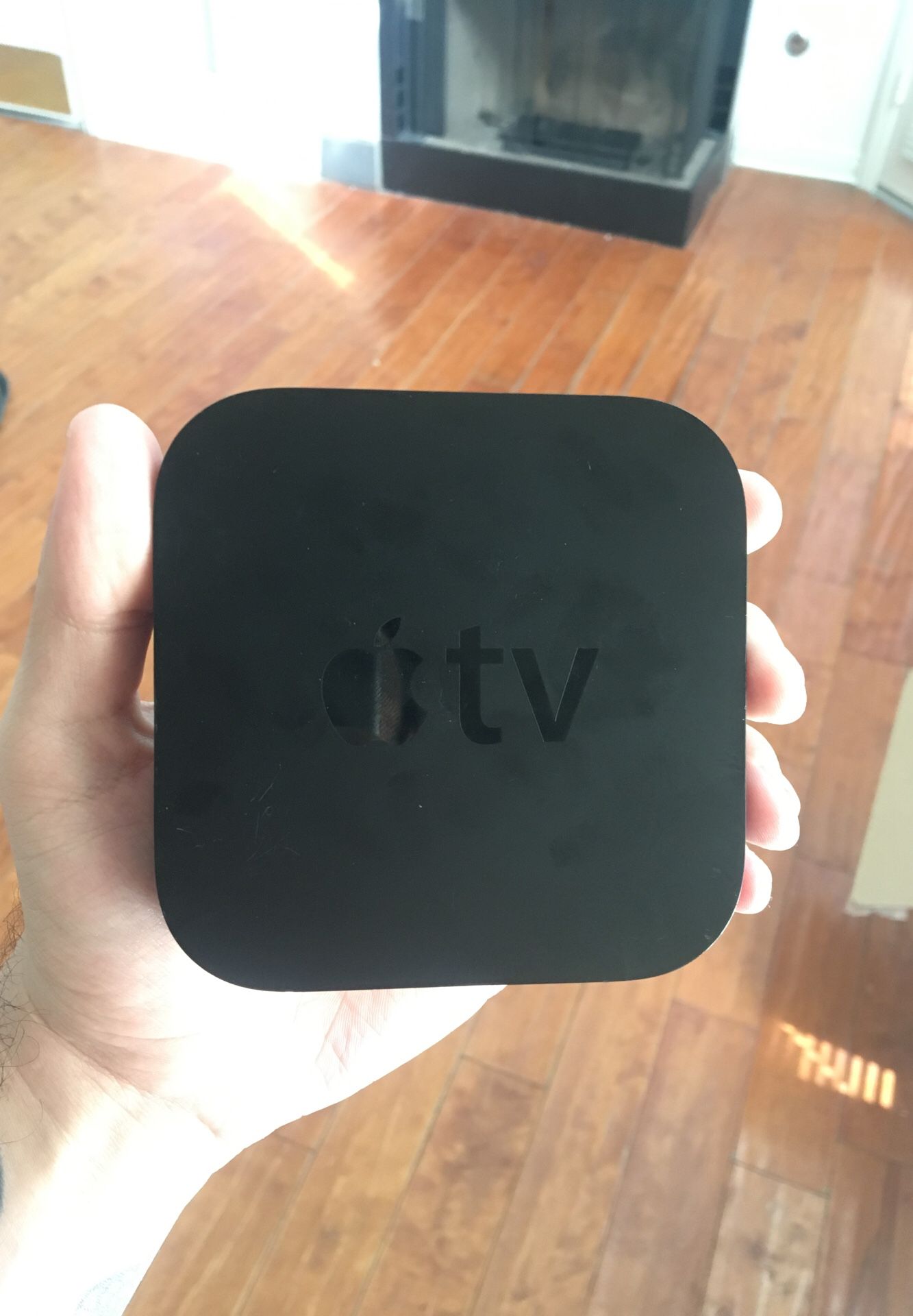 Apple TV third generation ( no remote )