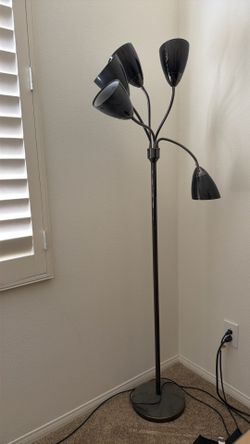 Floor lamp