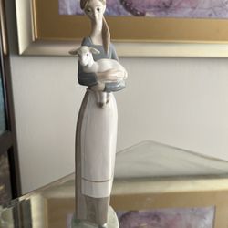 3 Lladro Porcelain Figures 