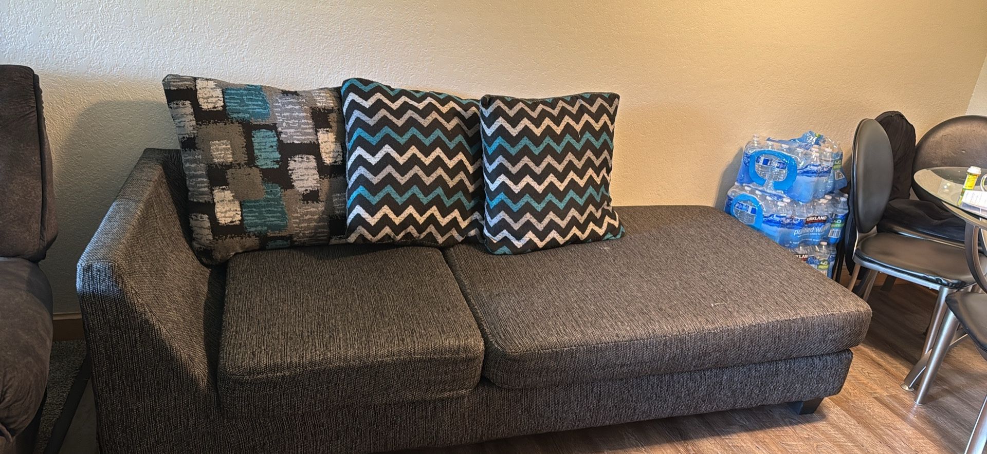 Free Sectional Sofá 2 Piece Everything Included