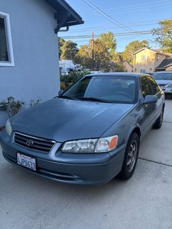 2000 Toyota Camry