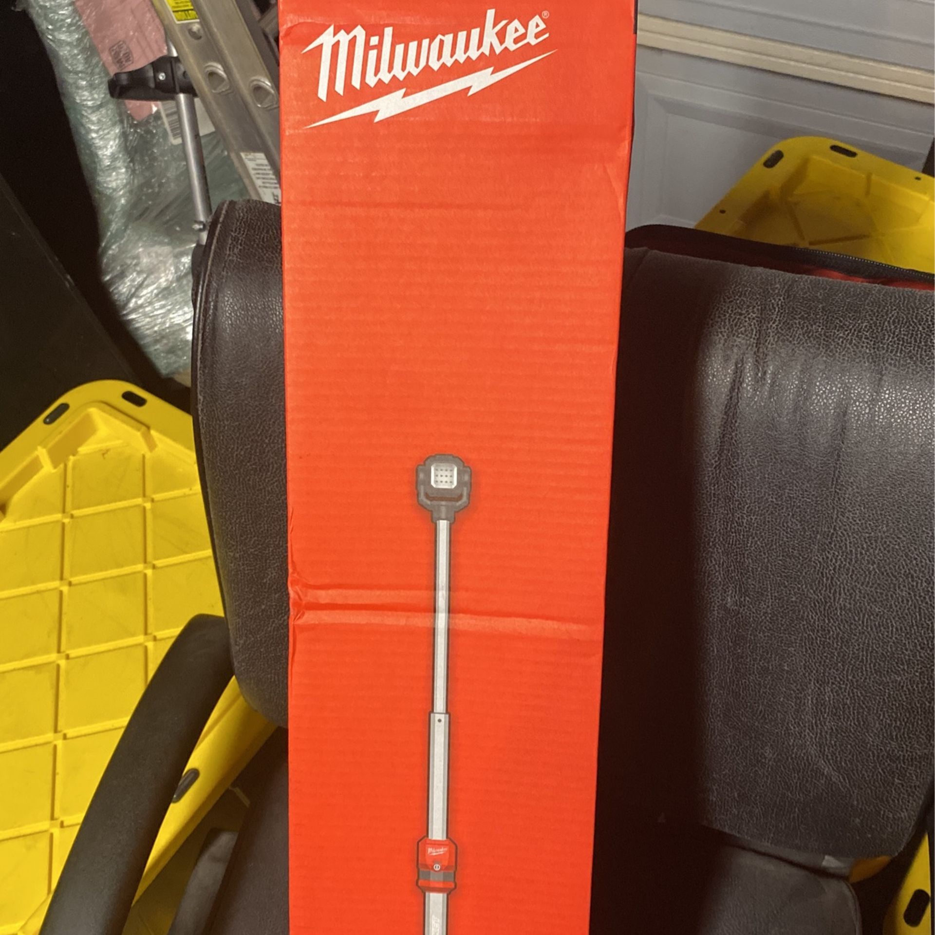 Milwaukee Rocket M12 Dual Power Tower Light Cat.2132-20