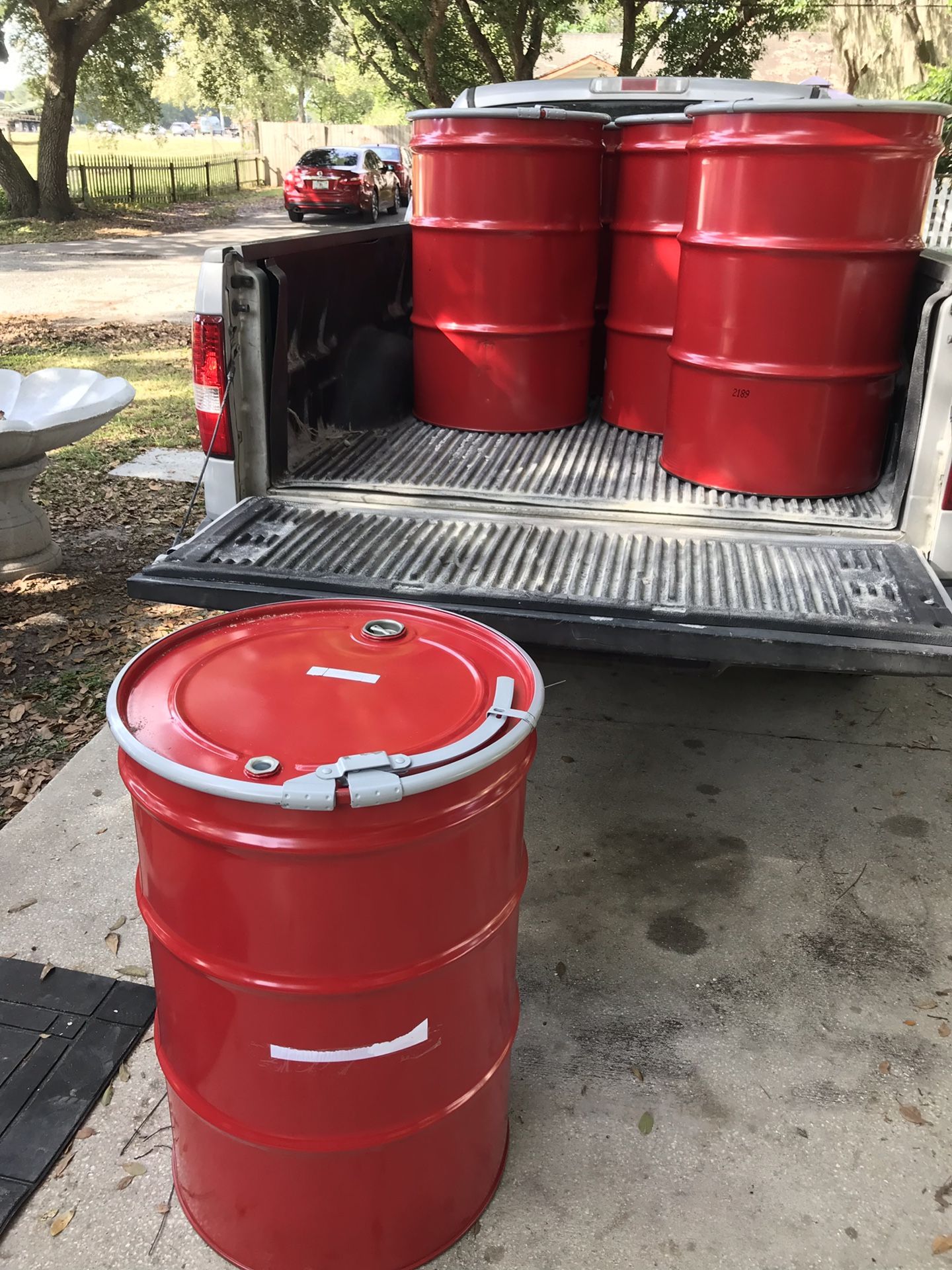 Super clean!! 55 gallon drums with easy lock lids!! for Sale in Plant