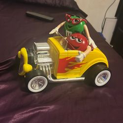 m&m disposable candy 