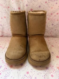 UGG Size 8 Waterproof. Toddler