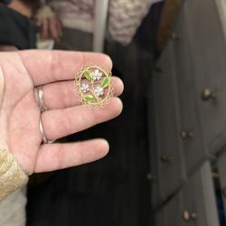 Broach 
