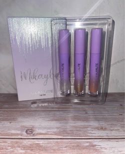 Glamlite Mikayla Lip Gloss Set