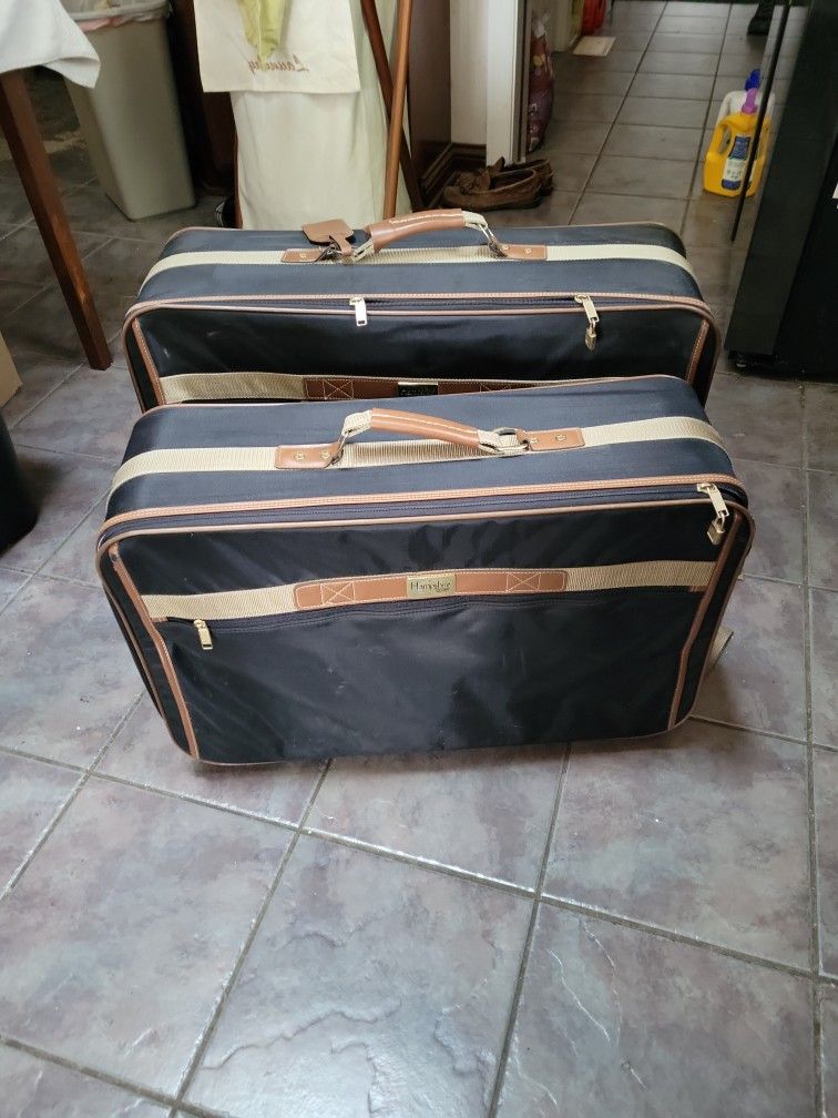 2 Piece Luggage Set