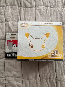 Pokémon TCG: 30th Celebration Elite Trainer Box