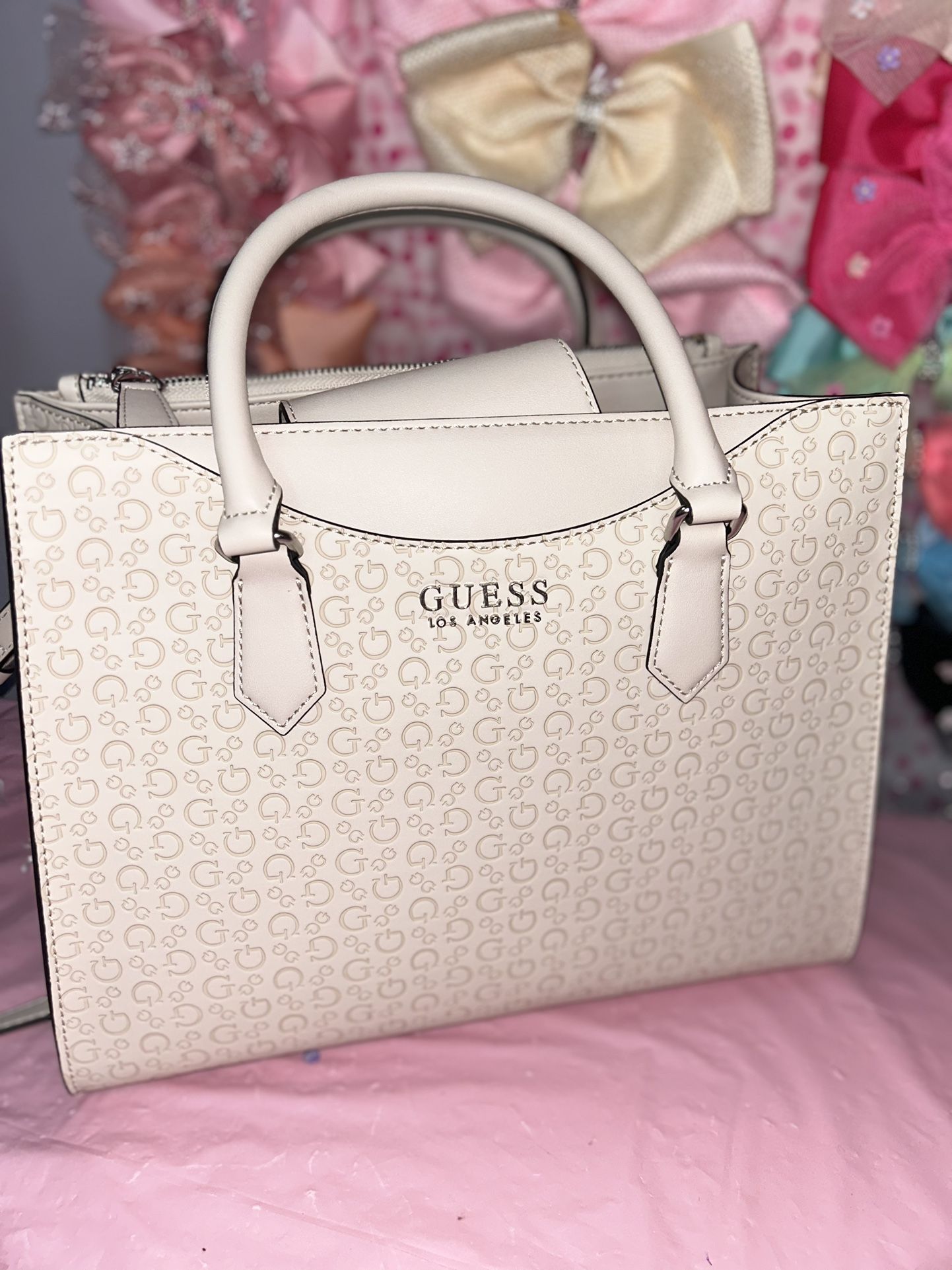 Guess Bags for Sale in Seattle, WA - OfferUp