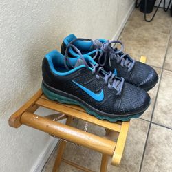 Nike Shoes 7 / 5