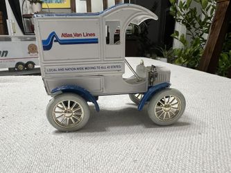 ERTL Delivery Car Locking Coin Bank Atlas Van Lines