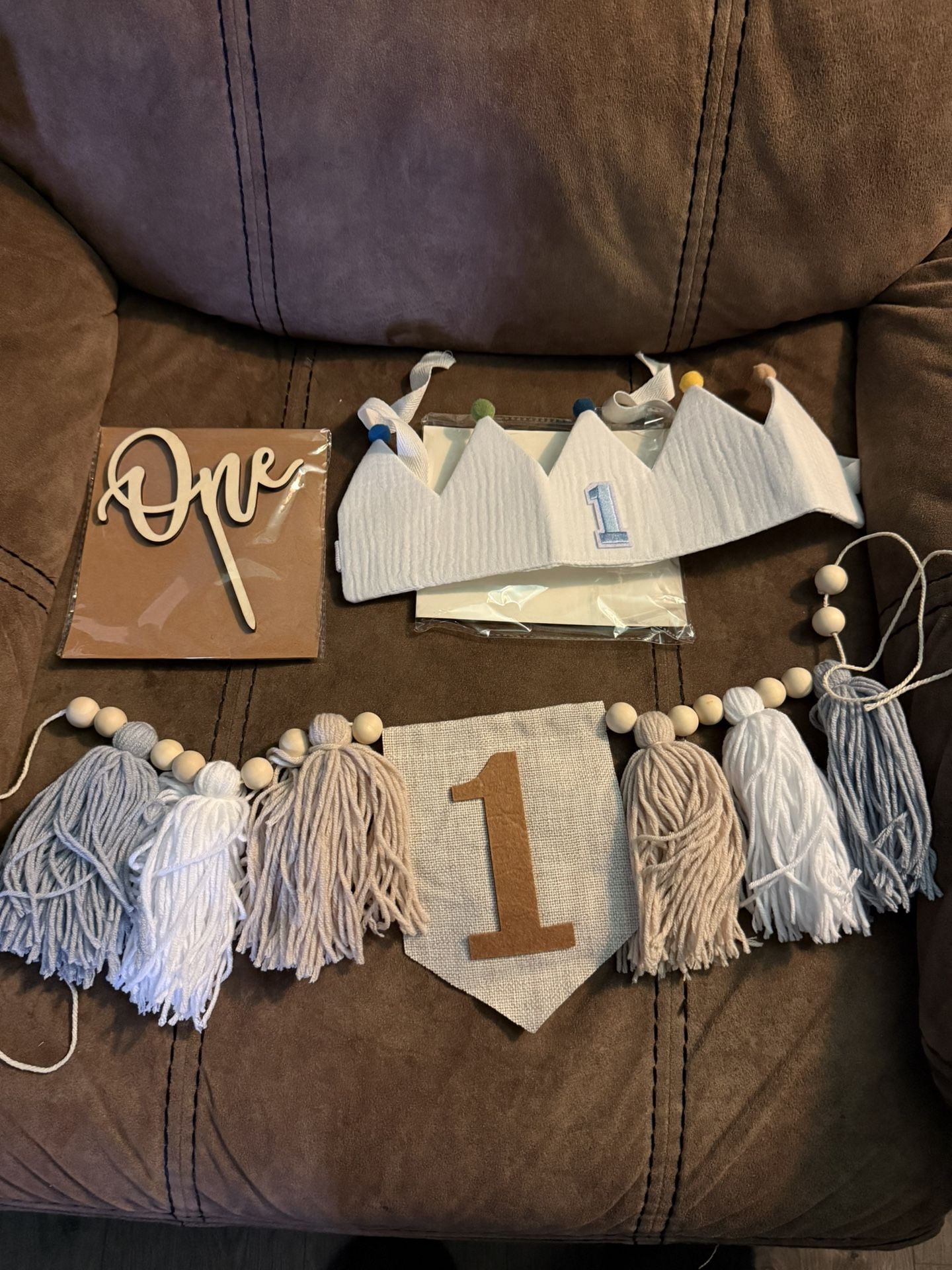 High Chair Garland, Cake Topper, Grown Hat 