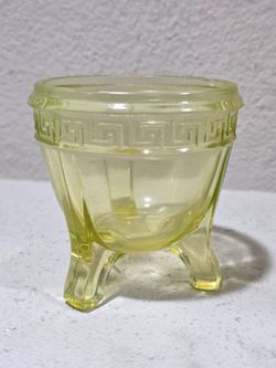 LE Smith Green Uranium Vaseline Glass Footed Greek Key Bowl Jardiniere. G-62