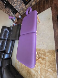 Massage table