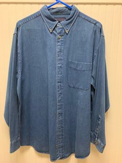 Roundtree and Yorke Men’s Denim Shirt Large