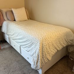 White - Twin XL Bed W/Mattress And Topper