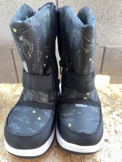 Komforme Boys Or Girls Snow Boots  - Brand New No Tags - Size 8 