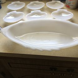 Unique Vintage 1960 GLASBAKE Fish Serving Dish With 6 Matching Serving Dishes 