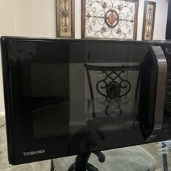 Microwave Oven