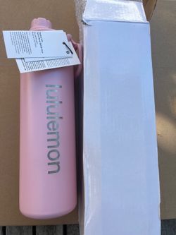 lululemon Back to Life Sport Water Bottle 24oz - Pink - New With Tags (3 available)