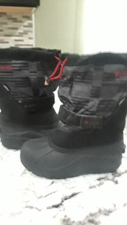 Big kid snowboots