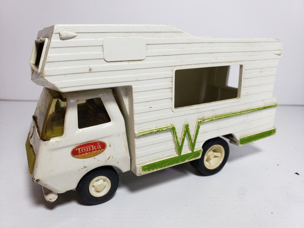 1970's Tonka Mini Winnie Camper Toy Truck