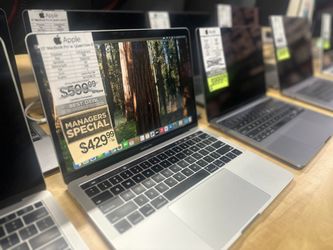 HUGE APPLE ORDER IN 13" MACBOOK PRO RETINA TOUCH BAR 1.4 I5 8GB RAM 256SSD 2019