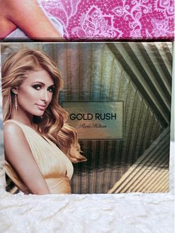 Paris Hilton Gold Blush Perfume Gift Set