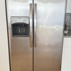 Frigidaire refrigerator