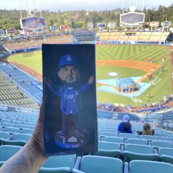 DODGERS ICE CUBE BOBBLEHEAD 
