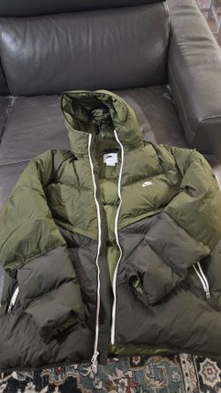 Nike XL Storm-Fit jacket