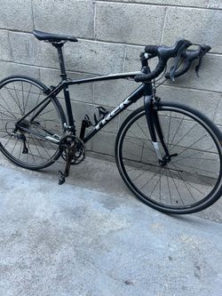 Trek domane AL 2 bicycle
