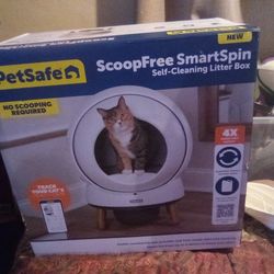 Pet safe Scoop Free Smart Spin Self Cleaning Liter Box