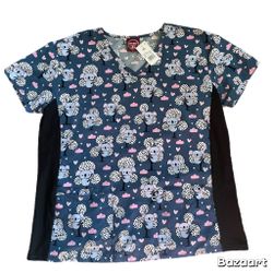 Sz XL blue koala Heart Print Stretch  V-neck scrub top Divine Scrubs by JDM  NWT
