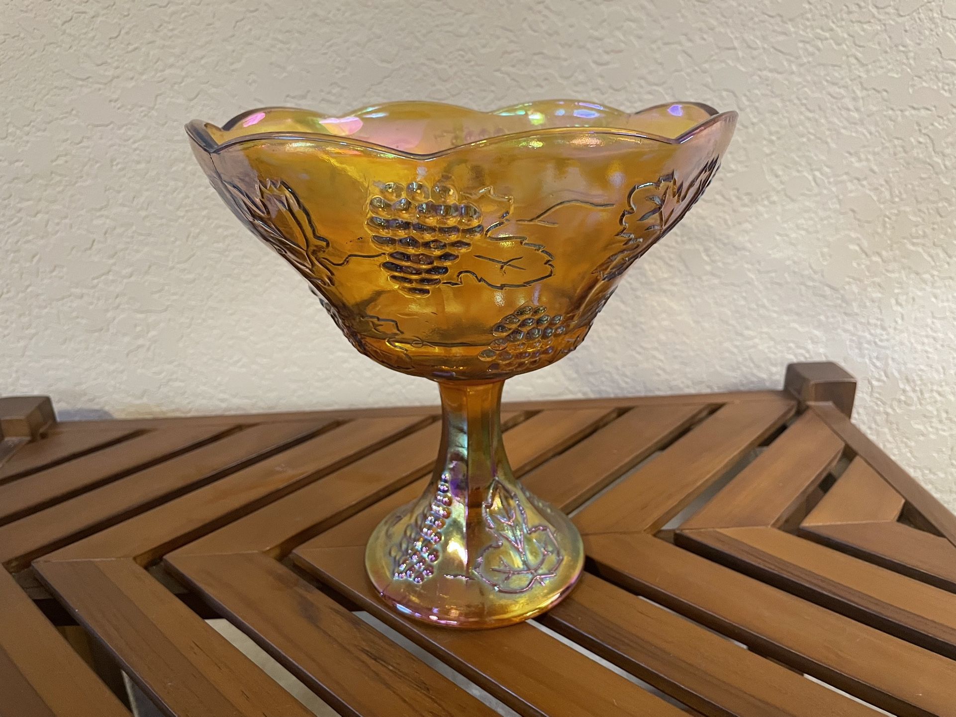 Vintage Harvest Grape Marigold Carnival Glass Pedestal Bowl