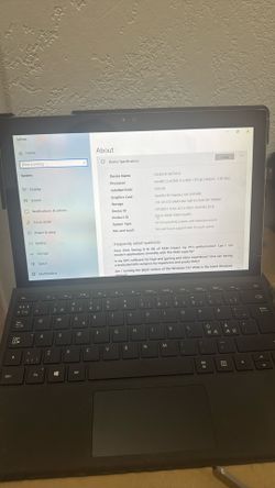 Microsoft Surface Pro 4 – Core i5, 8GB RAM, 256GB SSD – Excellent Condition