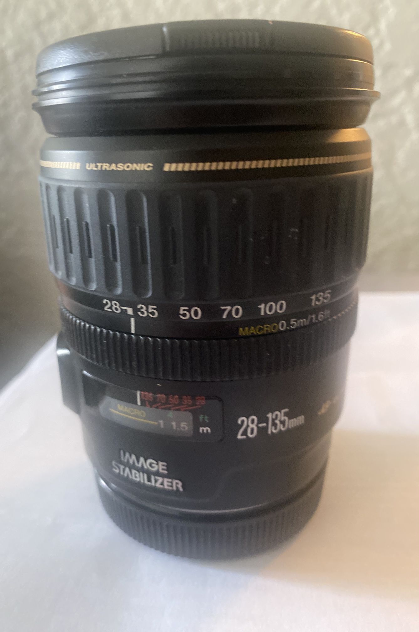 Canon DSLR Lense 28-135mm