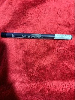 NWT Femme Couture Eye Drama Felt Tip Eyeliner