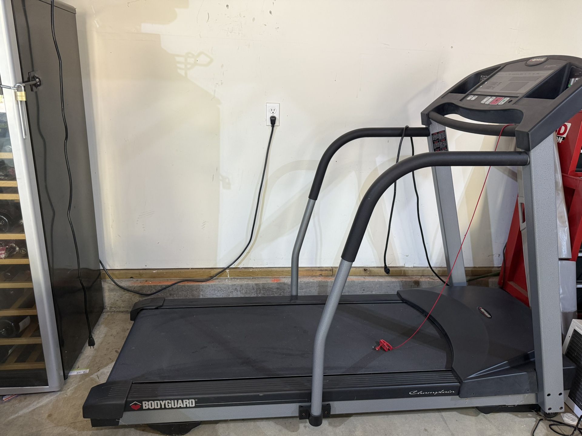 BODYGUARD Champlain Treadmill
